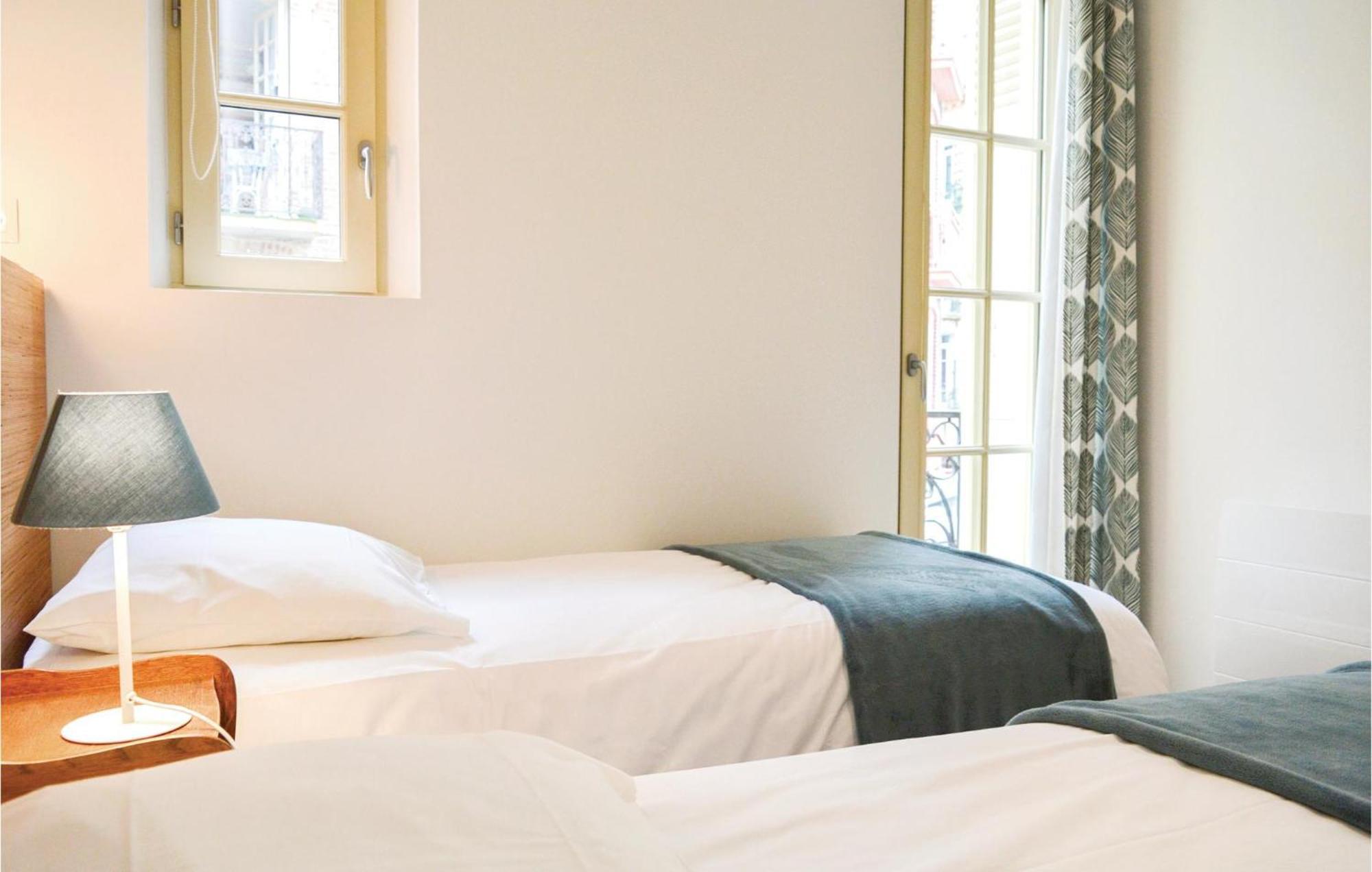 2 Bedroom Awesome Apartment In Mers-Les-Bains Mers-les-Bains Exterior foto