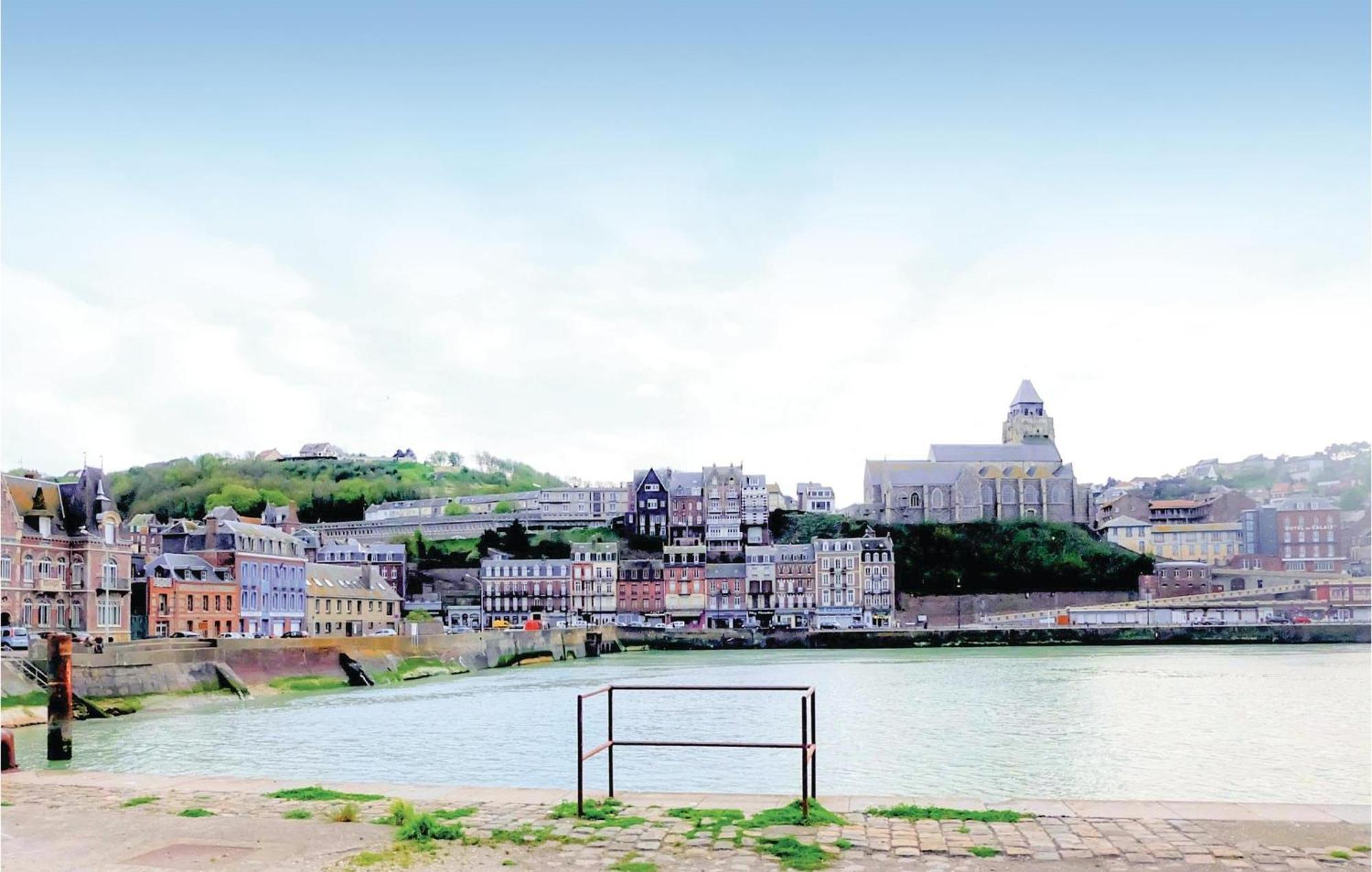 2 Bedroom Awesome Apartment In Mers-Les-Bains Mers-les-Bains Exterior foto