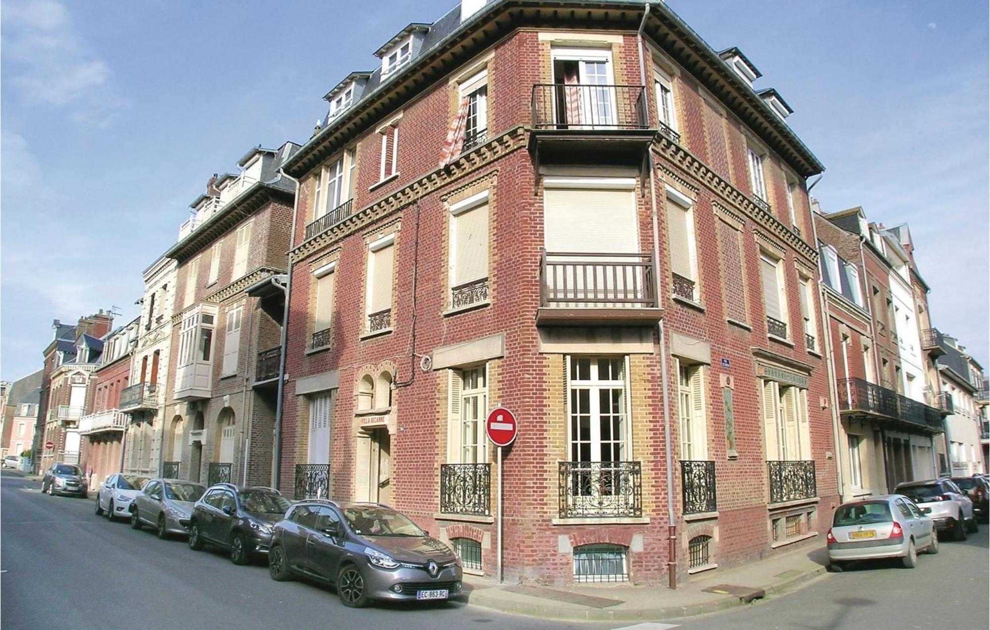 2 Bedroom Awesome Apartment In Mers-Les-Bains Mers-les-Bains Exterior foto